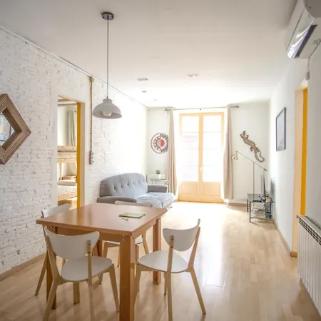 La Lleona Apartment Girona